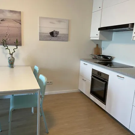 Prestige Medical Apartment Near Medicover Hospital & Paley Institute Wilanow Center * Warsaw